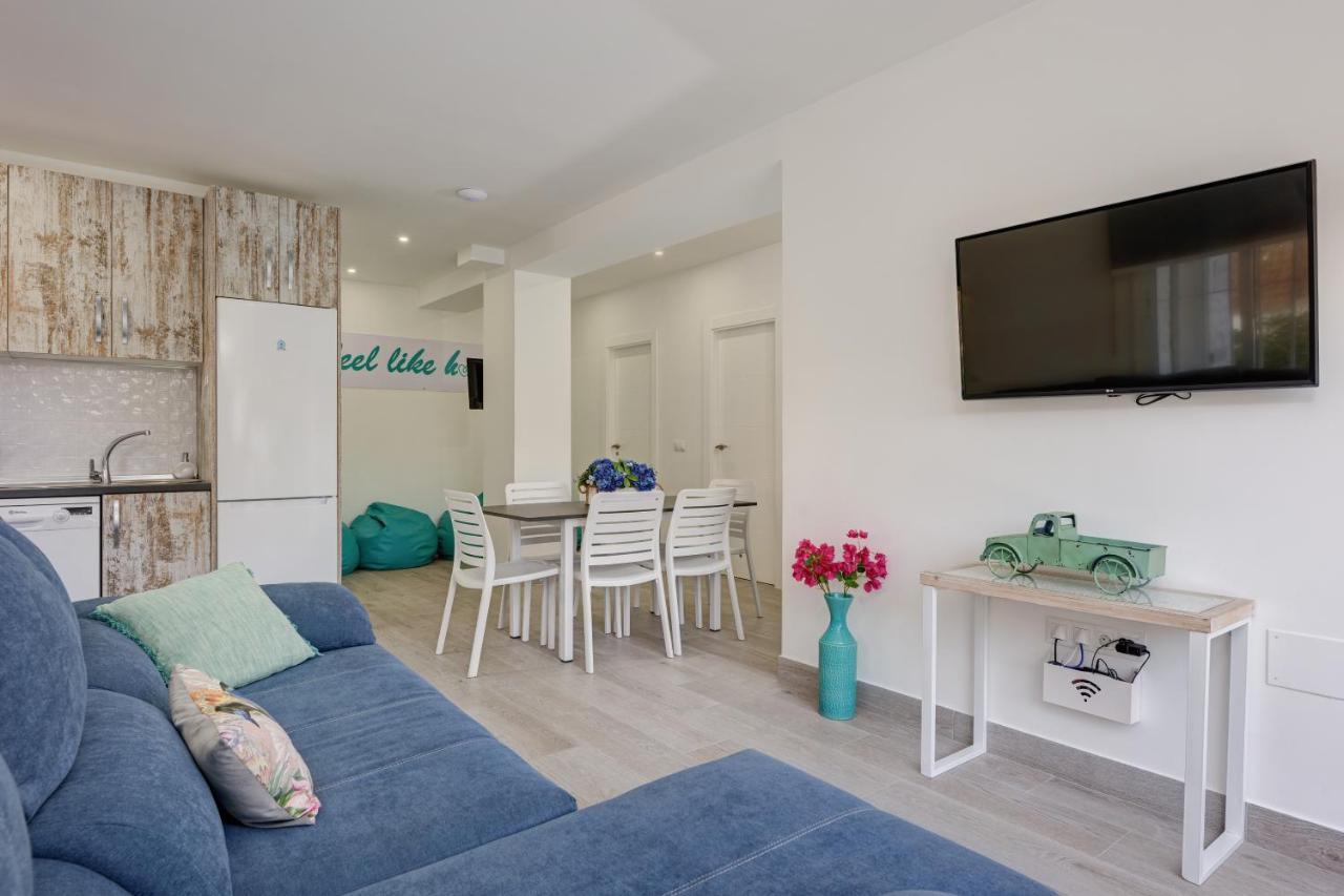 Villa Conchita By Seric,15' Walking To The Beach Torremolinos Bagian luar foto