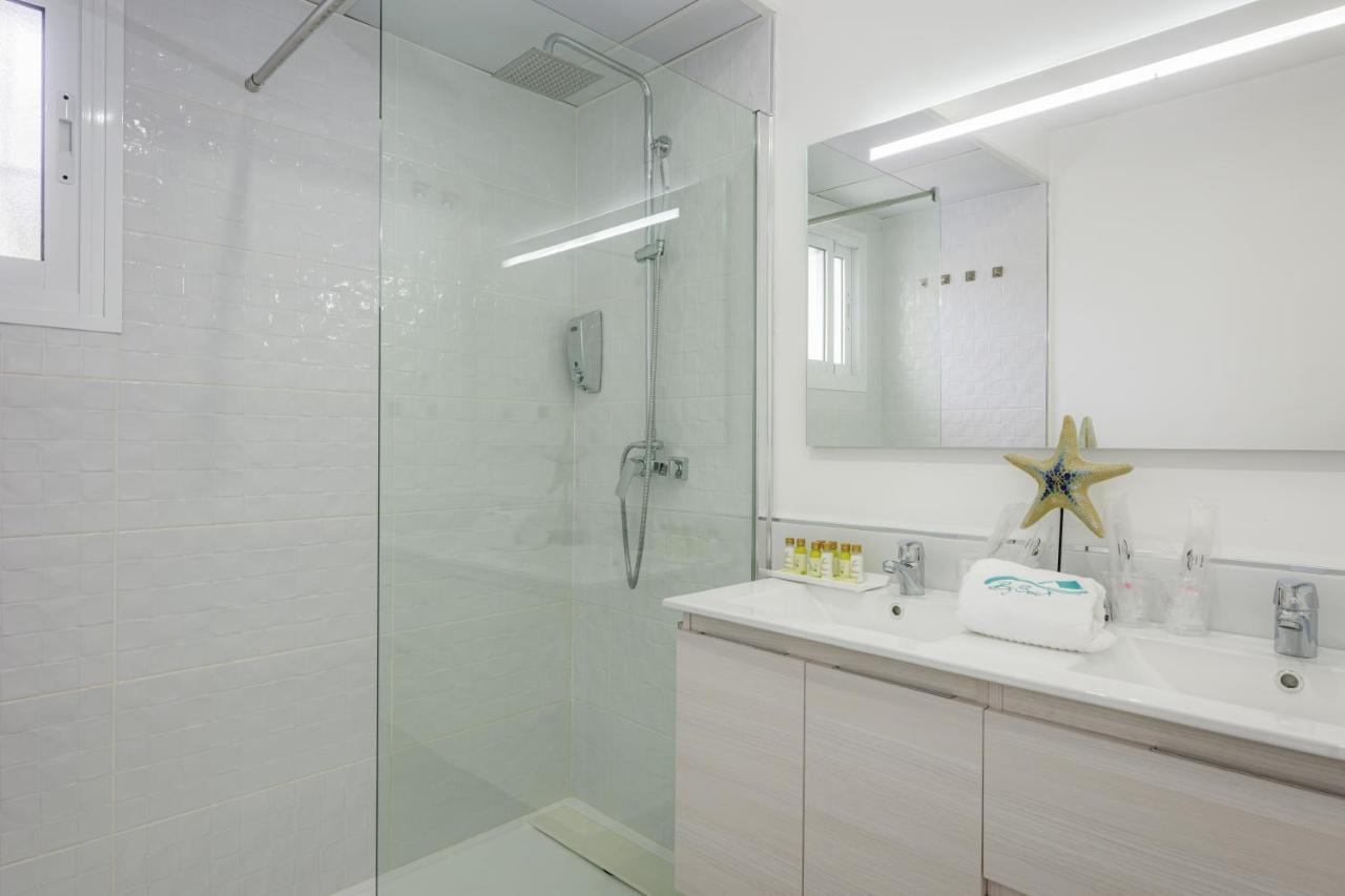 Villa Conchita By Seric,15' Walking To The Beach Torremolinos Bagian luar foto