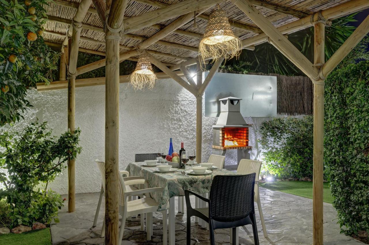 Villa Conchita By Seric,15' Walking To The Beach Torremolinos Bagian luar foto